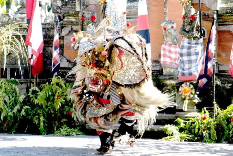 ubud-barong-dance-and-keris-cultural-dance-show-tickets