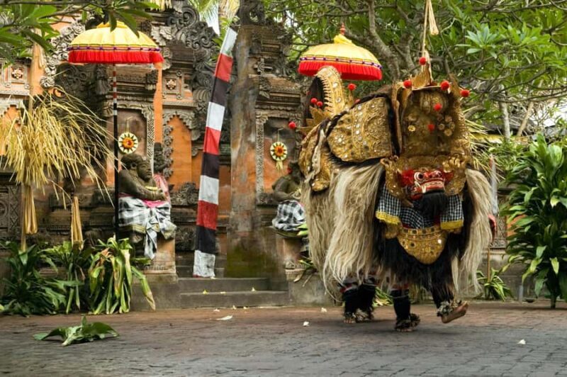 Ubud: Barong & Kris Dance Show at Batubulan - Who Should Consider This Tour?