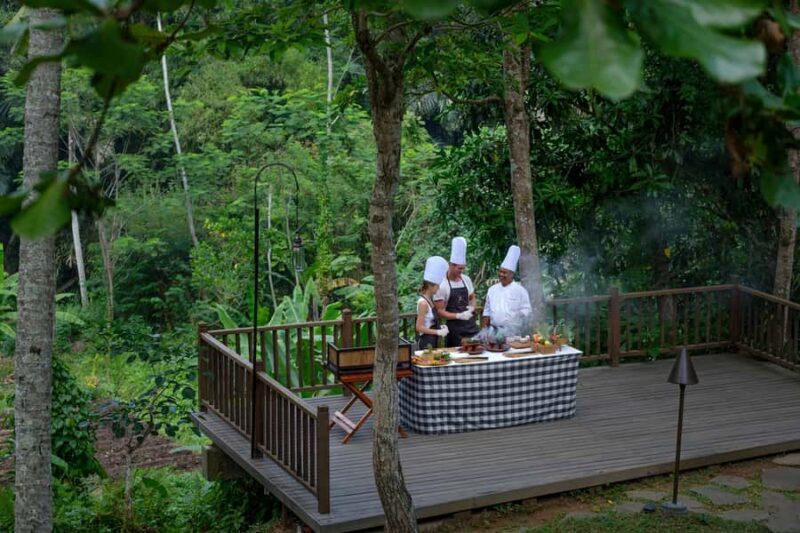 Ubud: Cooking Class & Herb Garden Tour with Local Chef - How This Tour Compares to Similar Experiences