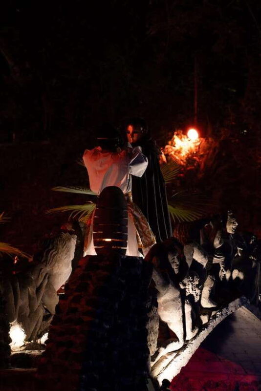 ubud-dinner-show-lost-city-story-of-humanity-experience