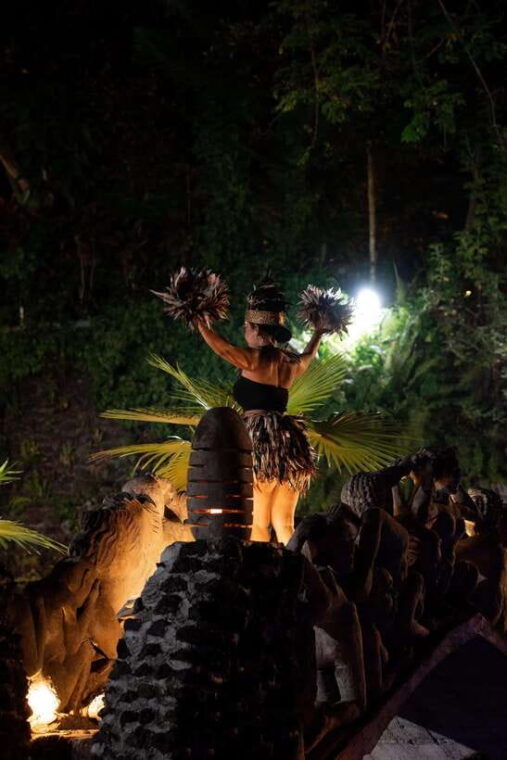 ubud-dinner-show-lost-city-story-of-humanity-experience