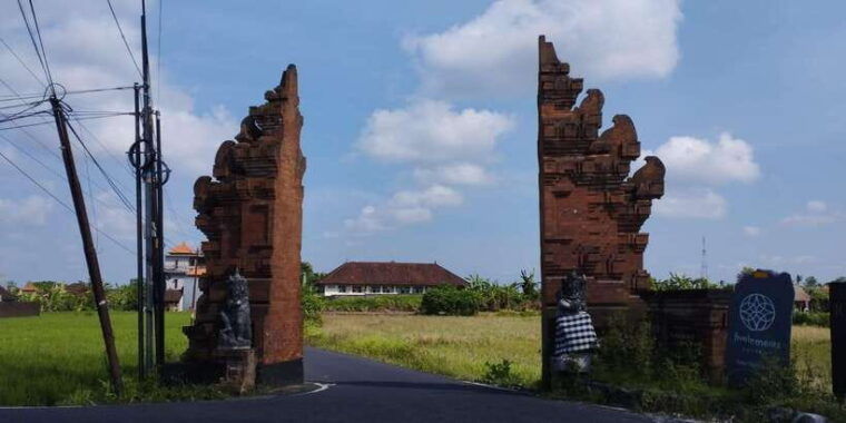 ubud-e-bike-tour-whitewater-rafting