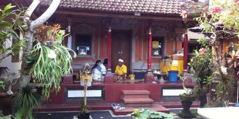 ubud-experiences-spiritual-escape-tour-and-beji-waterfall