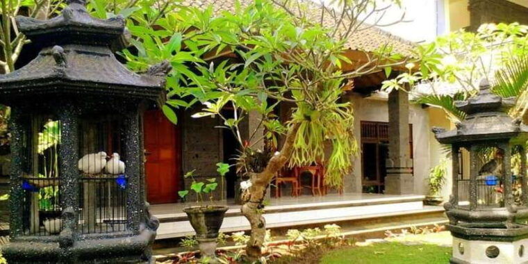 ubud-experiences-spiritual-escape-tour-and-beji-waterfall