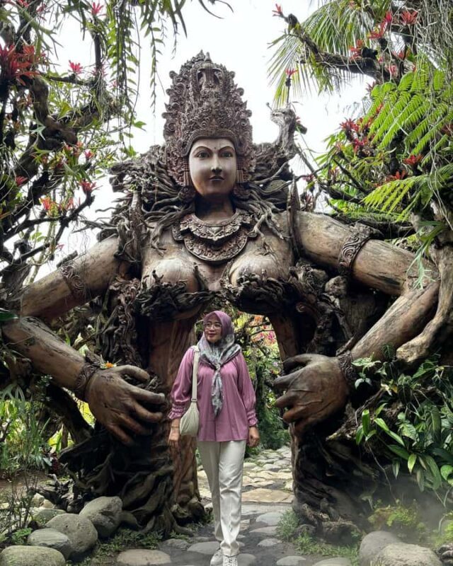 Ubud: Glass Factory, Waterfall, and Taman Dedari Tour - Key Points