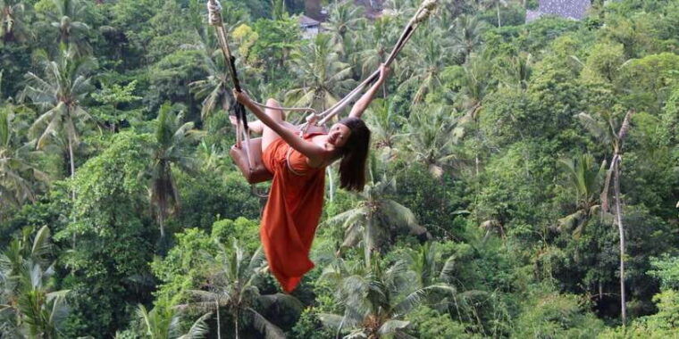 ubud-gorilla-face-quad-bike-jungle-swing-waterfall-meal