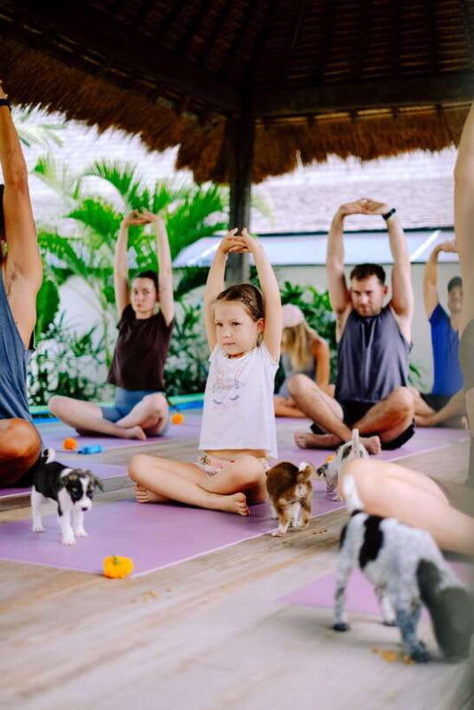 ubud-happy-puppy-yoga