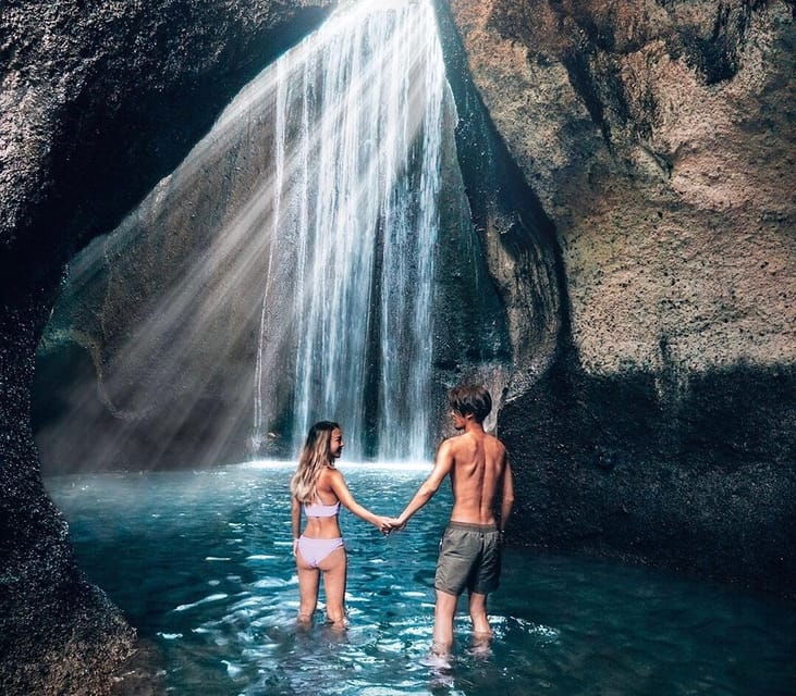 ubud-kanto-lampo-tukad-cepung-rice-terrace-batuan-temple