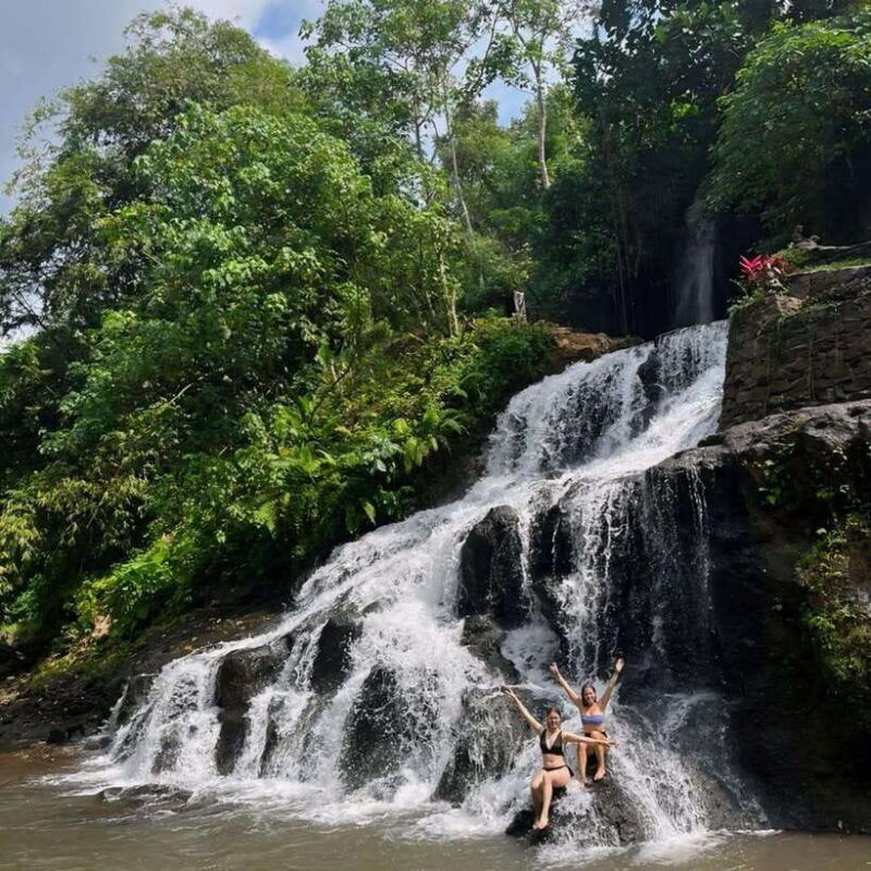 ubud-kanto-lampo-waterfalls-jungle-swing-rice-terrace