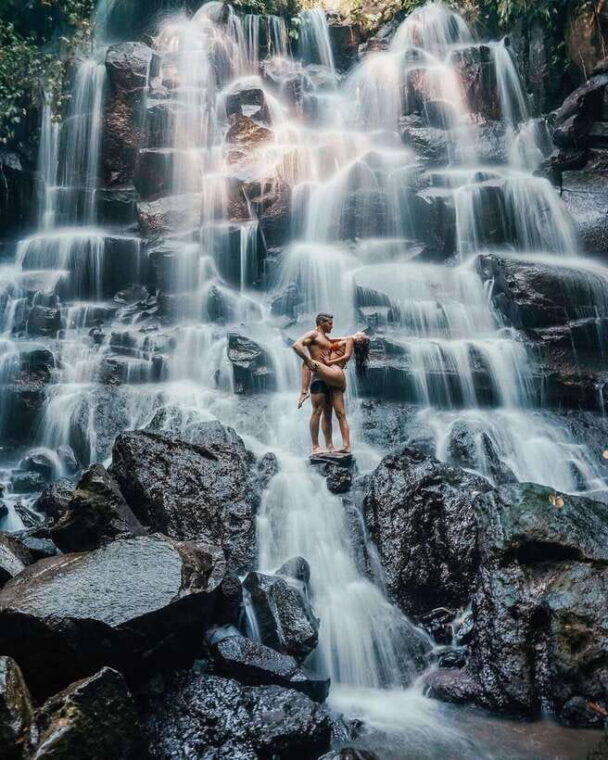 ubud-kanto-lampo-waterfalls-jungle-swing-rice-terrace