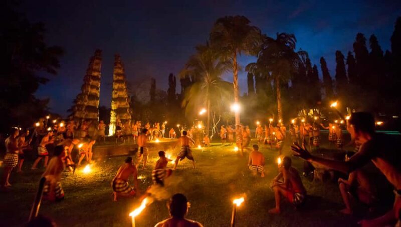 Ubud: Kecak Dance and Royal Balinese Dinner - Detailed Breakdown of the Tour Experience