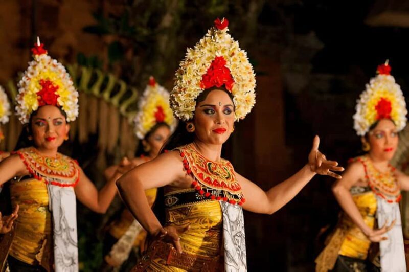 Ubud: Legong Lasem Or Ramayana Ballet Show Ticket - Key Points