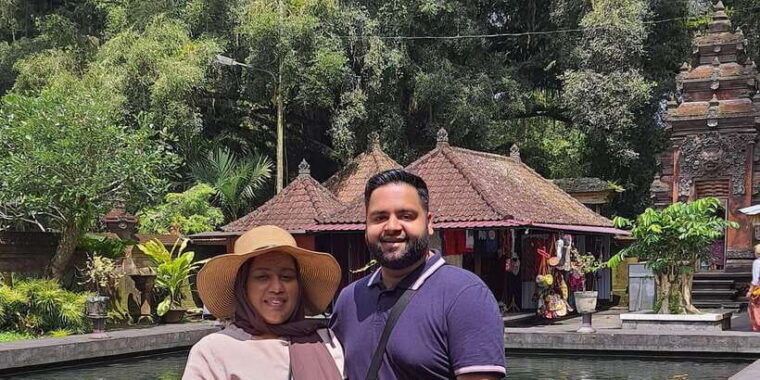 ubud-monkey-forest-rice-terrace-swing-temple-waterfall