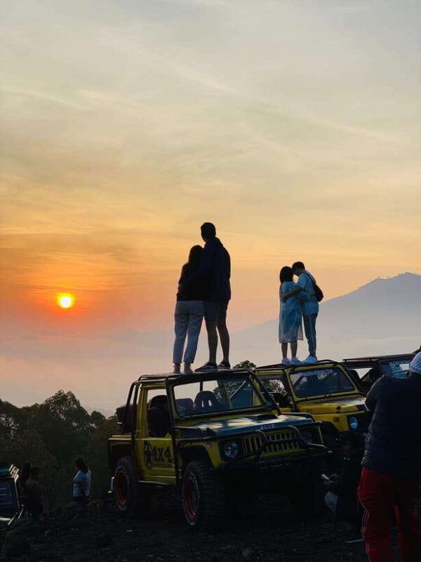 ubud-mt-batur-sunrise-with-breakfast-by-jeep-and-hot-spring