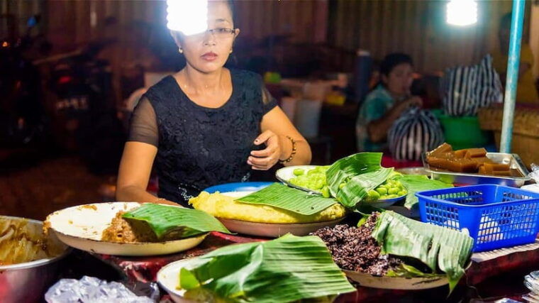 ubud-night-market-feast-with-balinese-culinary-odyssey