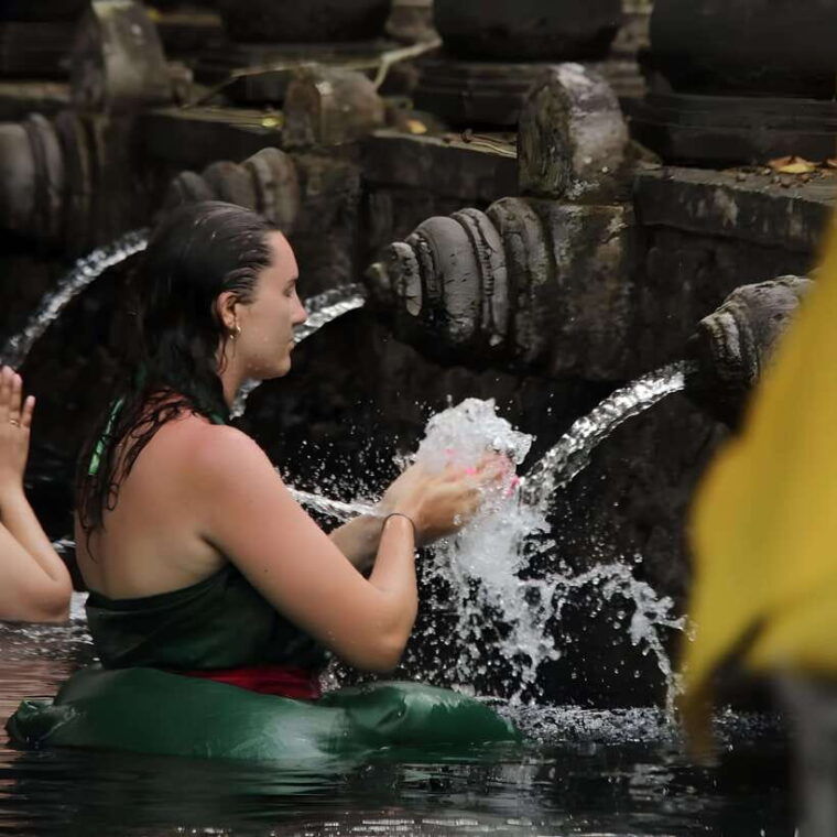 ubud-private-tour-of-temples-waterfalls-rice-terraces
