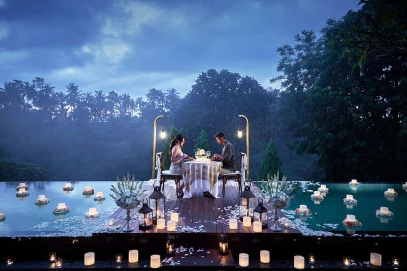 Ubud: Romantic Floating Dinner Under the Stars - An In-Depth Look at the Floating Dinner Experience