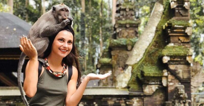 ubud-sacred-monkey-forest-sanctuary-ticket-and-guided-tour