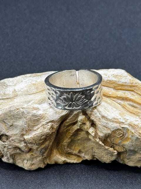 ubud-silver-brass-jewelry-making-at-monkey-crossing