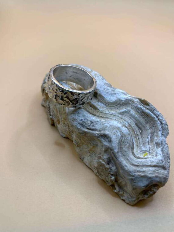 ubud-silver-brass-jewelry-making-at-monkey-crossing