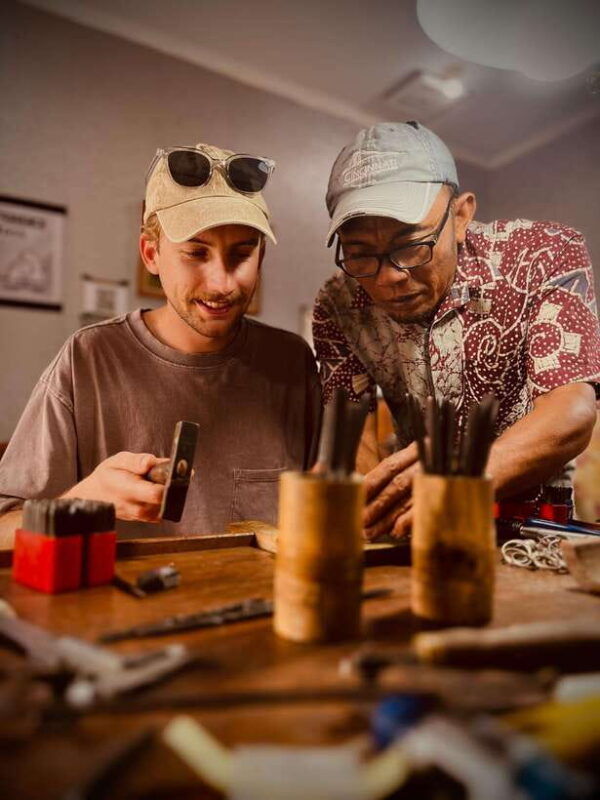 ubud-silver-making-jewellry-class-close-to-mokey-forest