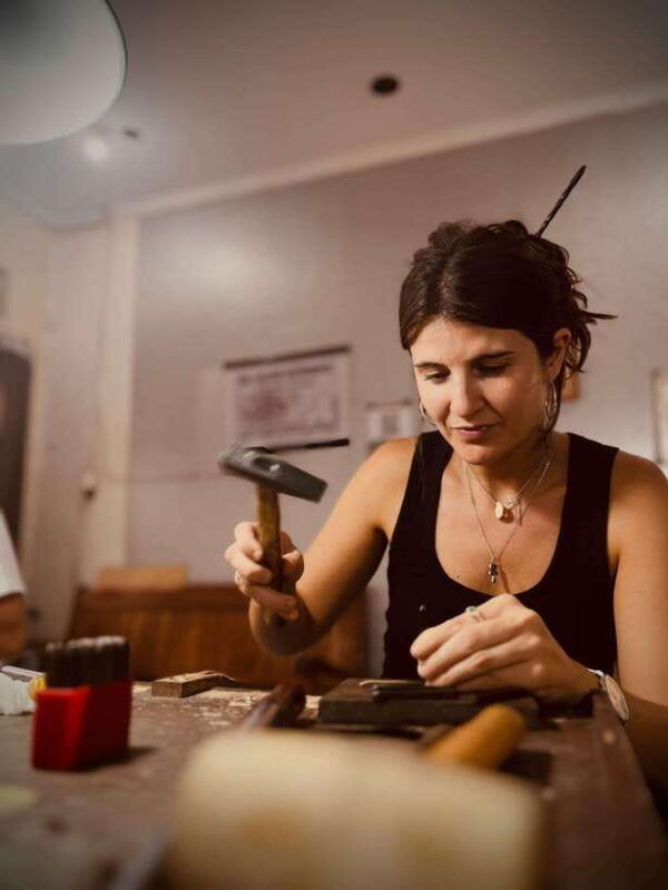 ubud-silver-making-jewellry-class-close-to-mokey-forest