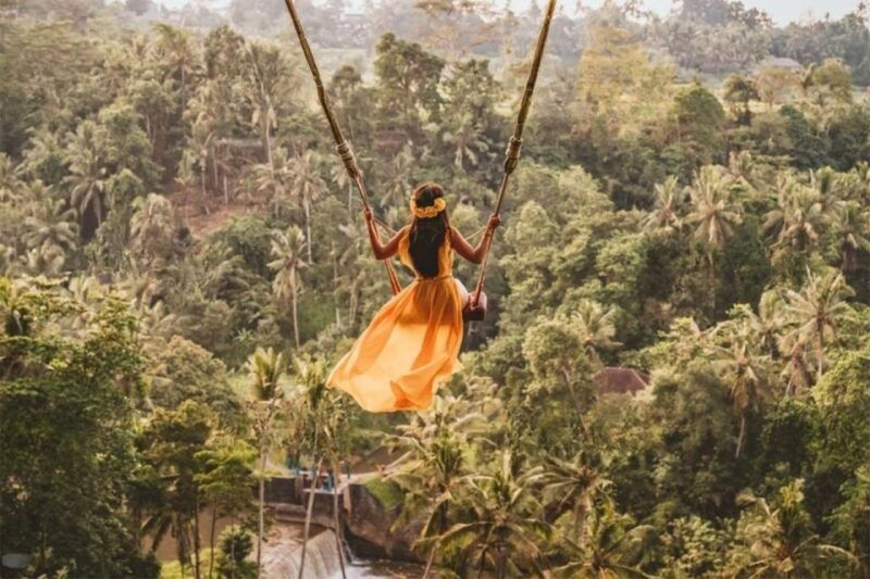 ubud-swing-coffee-plantation-rice-terrace-and-waterfall