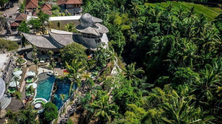 ubud-the-jungle-club-day-pass-fb-credit-and-daybed-lounge
