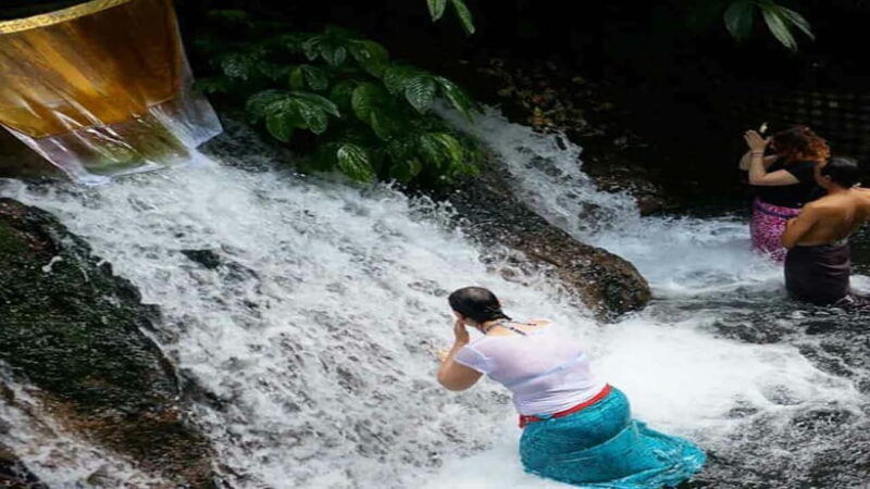 ubud-trek-meditation-yoga-at-bangkiang-djaran-waterfall
