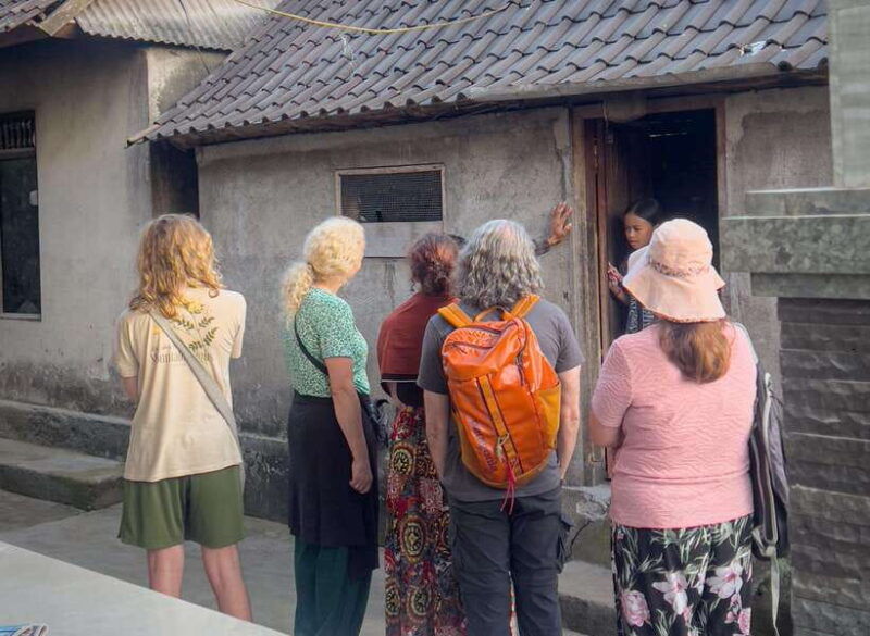 ubud-village-firefly-night-tour-with-dinner