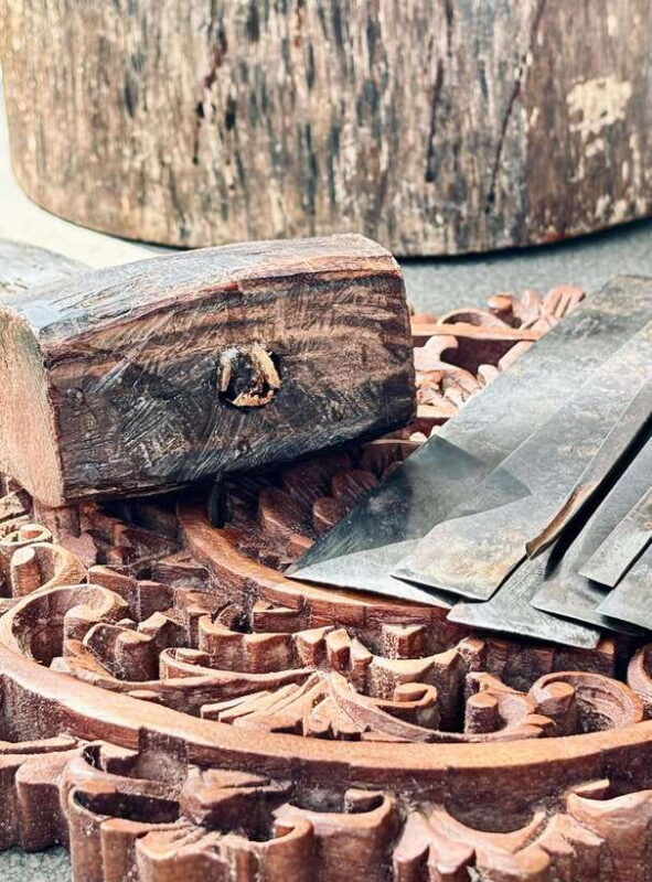 ubud-wood-carving-experience