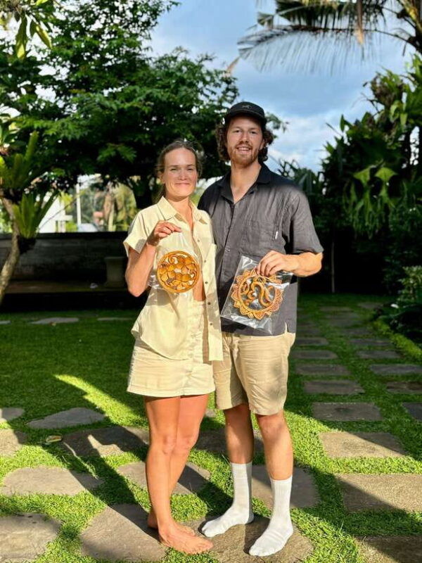 ubud-wood-carving-experience