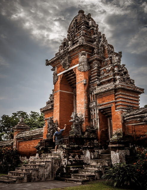 ubudart-village-monkeyforest-ricefield-bali-swing-tour