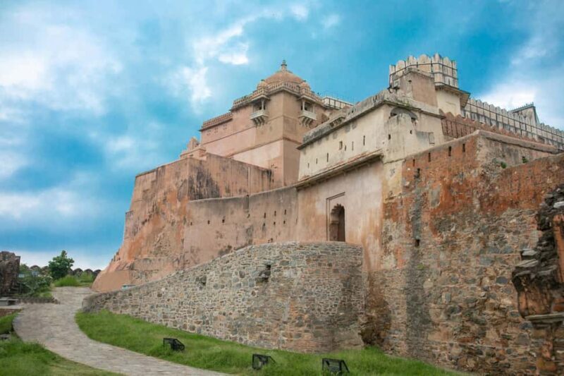 Udaipur: 2-Day Private Tour with Kumbhalgarh and Ranakpur - FAQs