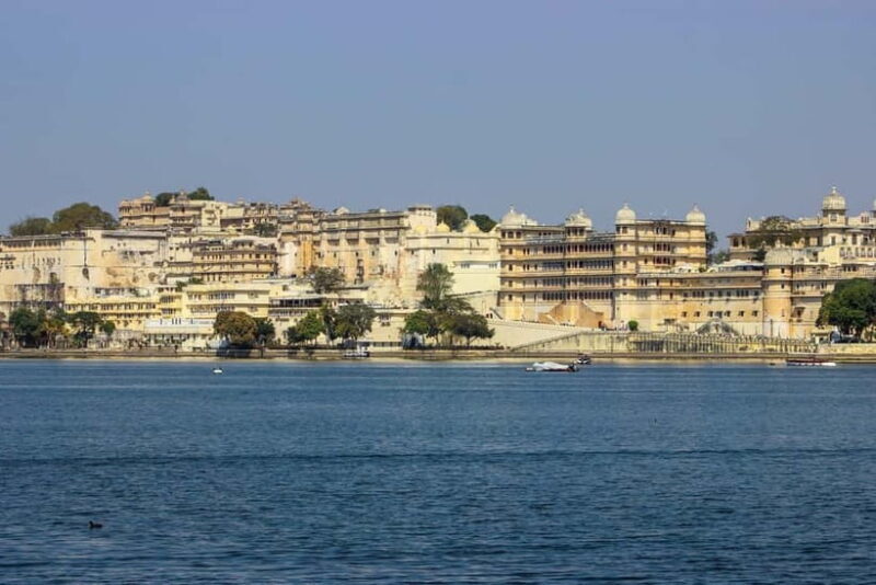 Udaipur: Lake Pichola Boat Trip - A Closer Look at the Udaipur Lake Pichola Boat Trip