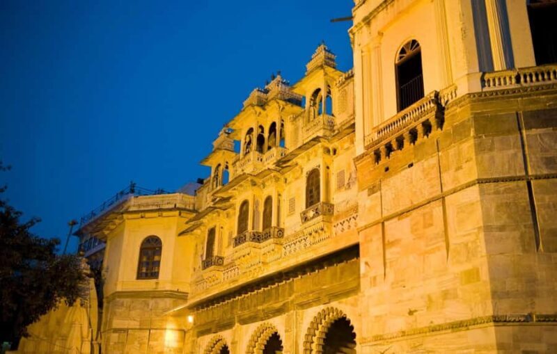 Udaipur Night Walk: Discover History, Culture & Stories - Exploring Udaipur After Dark: What to Expect