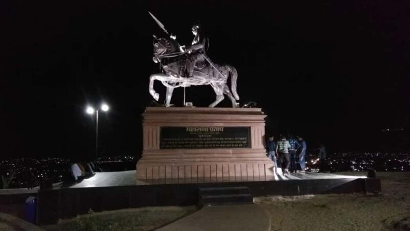 Udaipur Night Wonders: A Guided Night Walking Tour - Exploring Udaipur Night Wonders in Detail