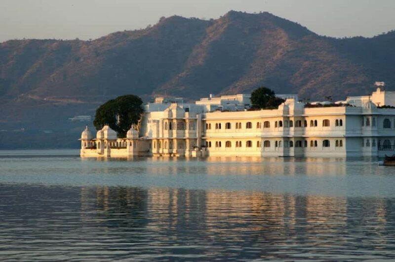 Udaipur: Same Day Udaipur Lake City of Rajasthan Guided Tour - Key Points