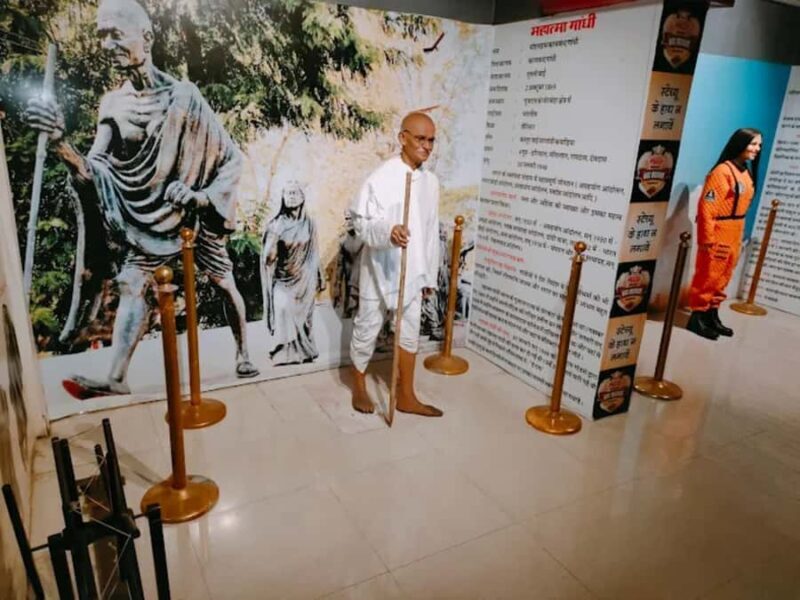 Udaipur: Wax Museum, 3D Art Gallery, and Horror Show Tour - Meta Description