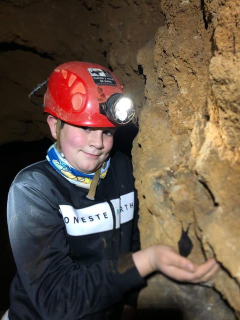 udias-guided-tour-in-mine-and-access-to-natural-cave