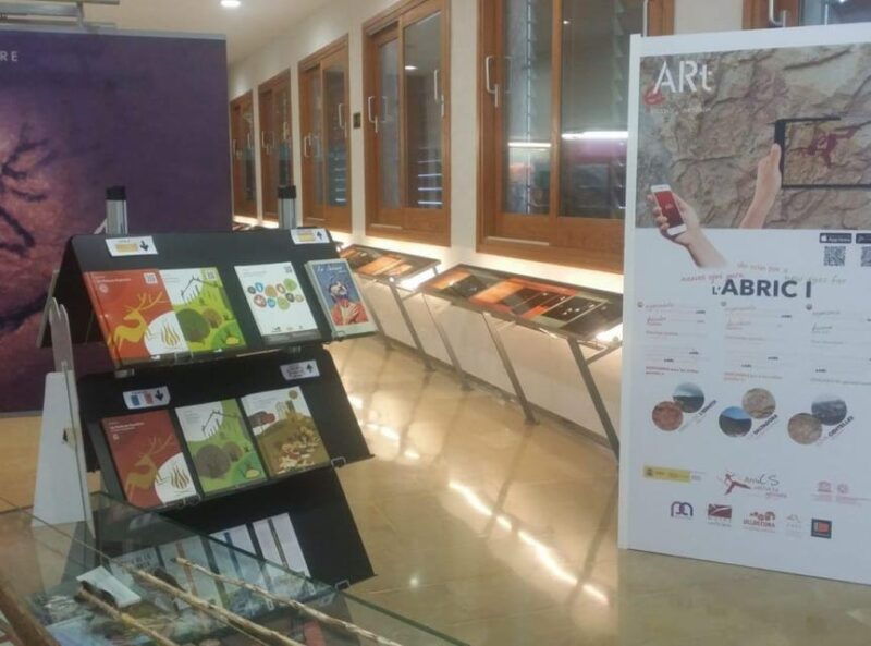 ulldecona-spiritual-cave-paintings-tour-at-ermita-shelters