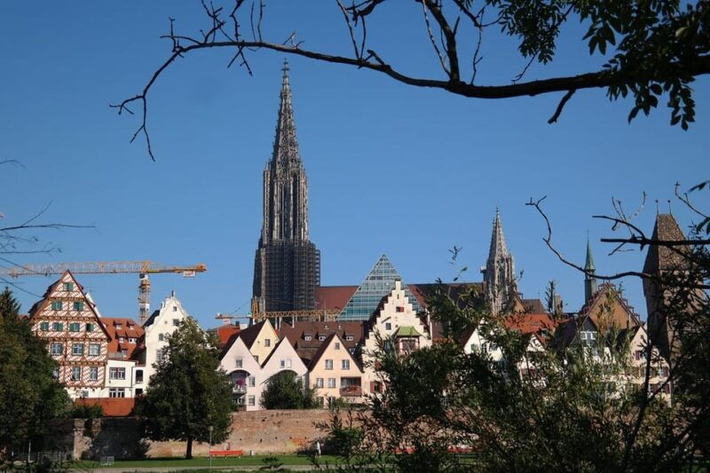 ulms-history-records-and-relativity-private-walking-tour