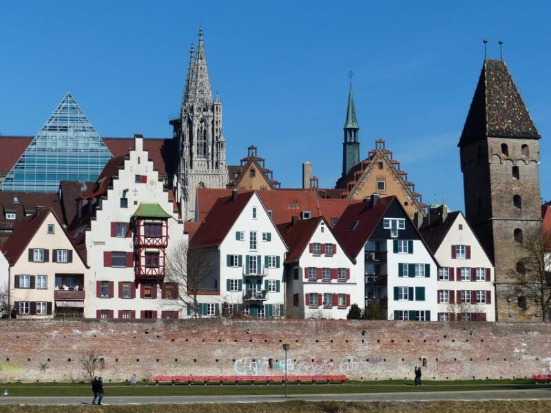 ulms-history-records-and-relativity-private-walking-tour