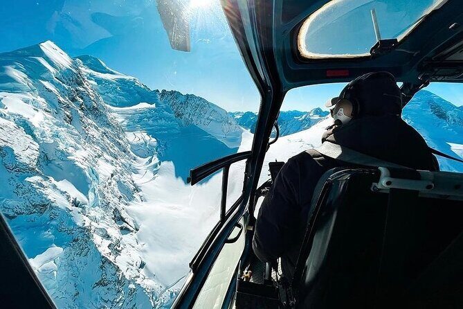Ultimate Discovery: 3 Glaciers & Snow Landing  45min - Practical Details and Considerations