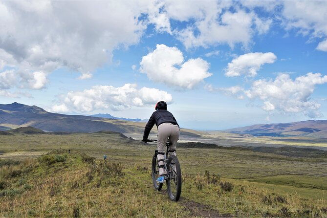 ultimate-ecuador-mountain-biking-expedition-9-days