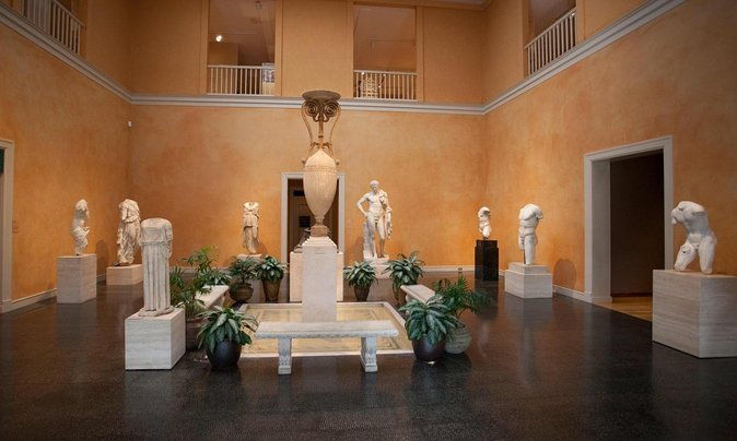ultimate-guide-to-santa-barbara-a-gps-self-guided-urban-stroll