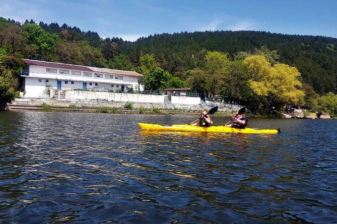 ultimate-kayaking-in-iskar-reservoir