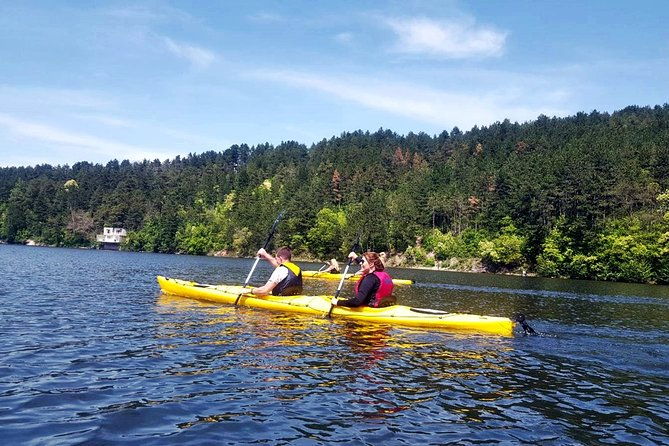 ultimate-kayaking-in-iskar-reservoir