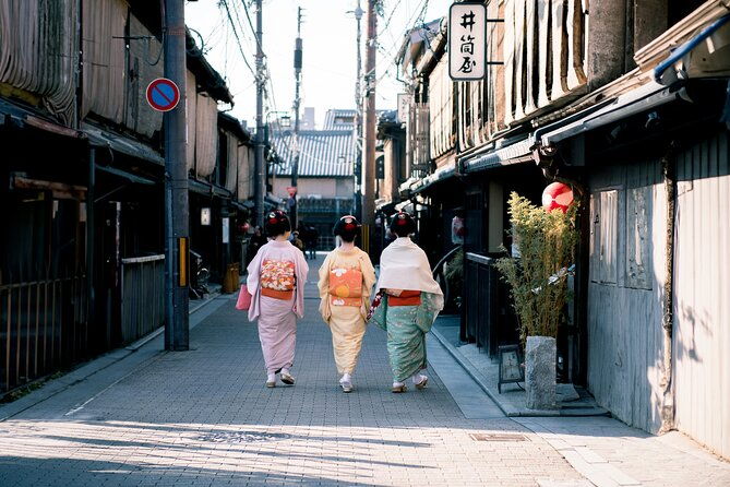 ultimate-kyoto-gion-walk-kiyomizudera-geisha-yasaka-shrine
