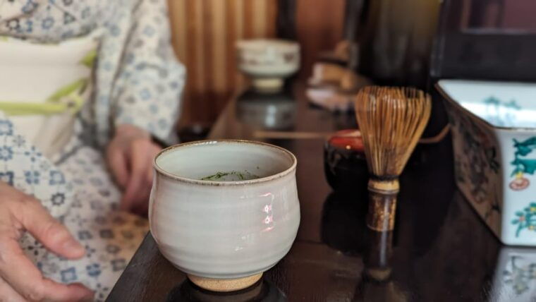 ultimate-nara-walk-temples-knives-crafts-tea-ceremony